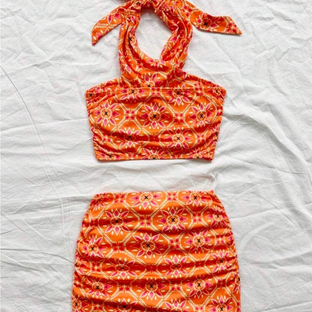Vibrant Orange Floral Two-Piece Set - Picture 2 of 4
